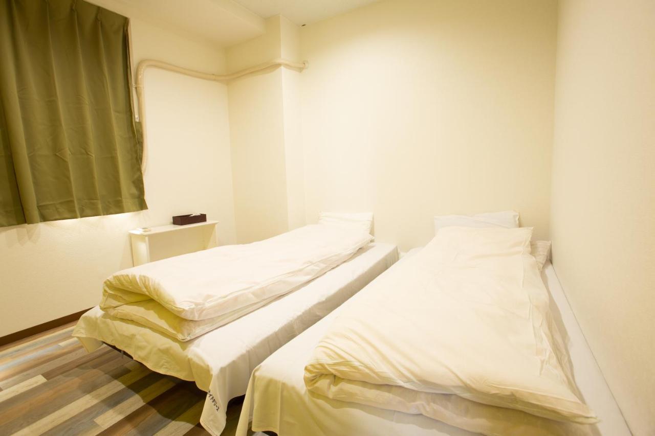 123 Guesthouse Осака Екстериор снимка