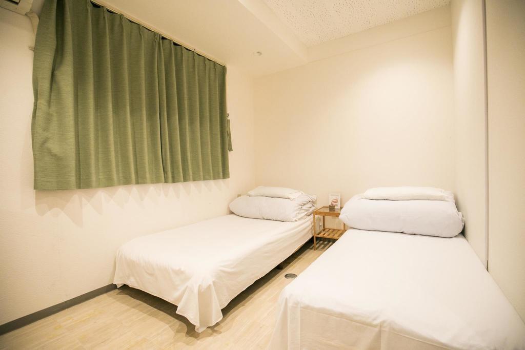 123 Guesthouse Осака Стая снимка