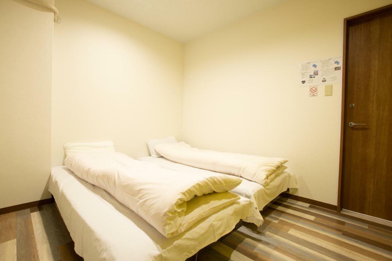123 Guesthouse Осака Екстериор снимка